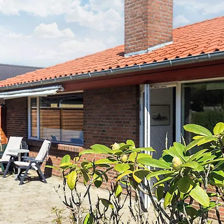 5 Person In * Kerteminde