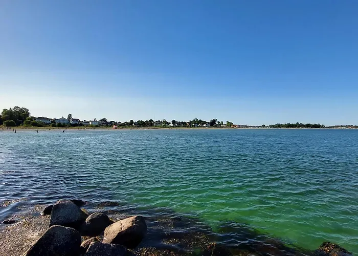 5 Person In * Kerteminde